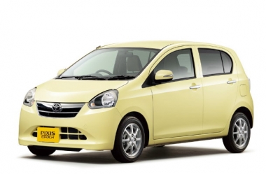 Коврики из экокожи 3D  Toyota Pixis Epoch 2012-н.в. (правый руль)